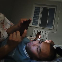 Alex, 28, 