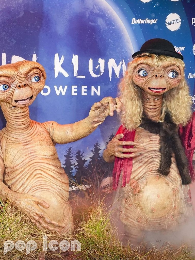        E.T.     .   ...