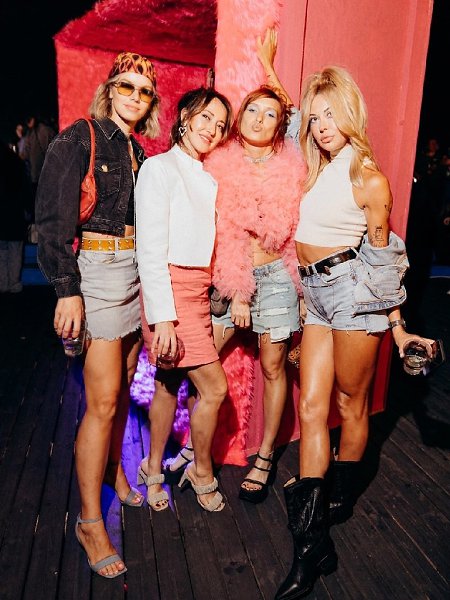 Праздник лета на крыше Roof Place — «CAVA DISCO».В ночь с 20 на 21 июня, когда световой день ... - 7