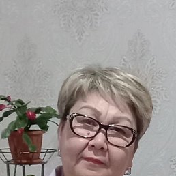 Roza, 61, 