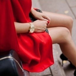Adeli, �������, 54 ����