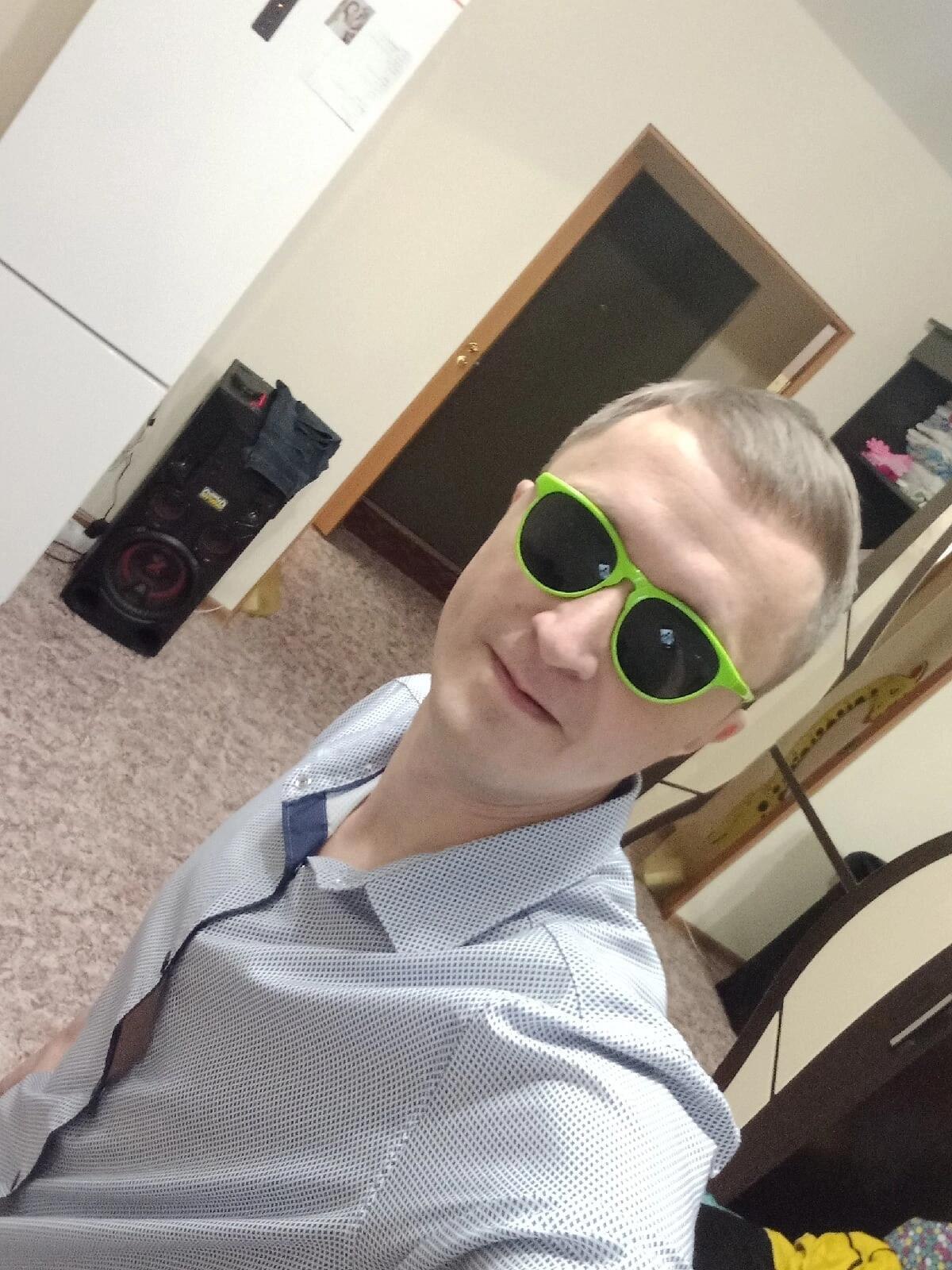   - 3  2025  20:27 - 24