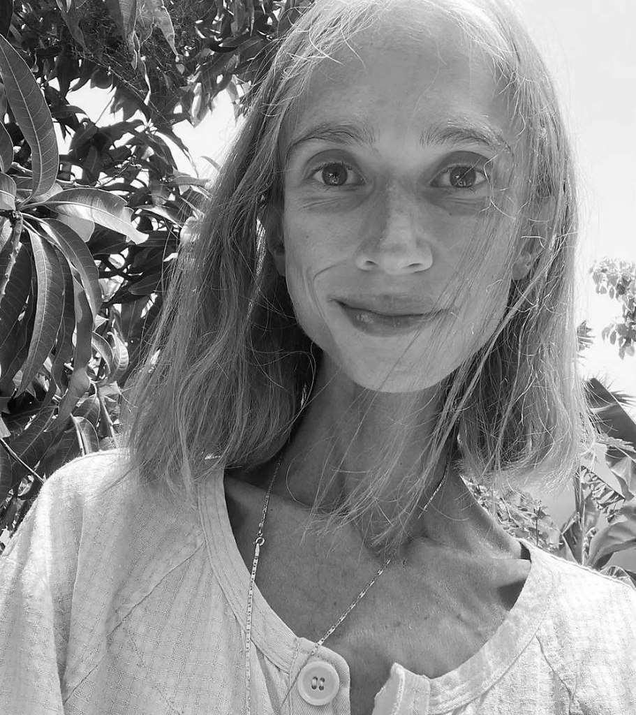 В Индонезии скончалась россиянка, доведшая себя до полного истощения фруктовой диетой. На момент ... - 3