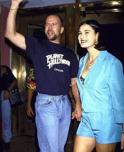      (1990-)