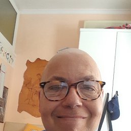 Stefano, 49, 