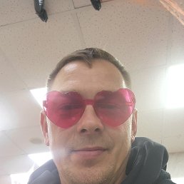 Dima, 43, 