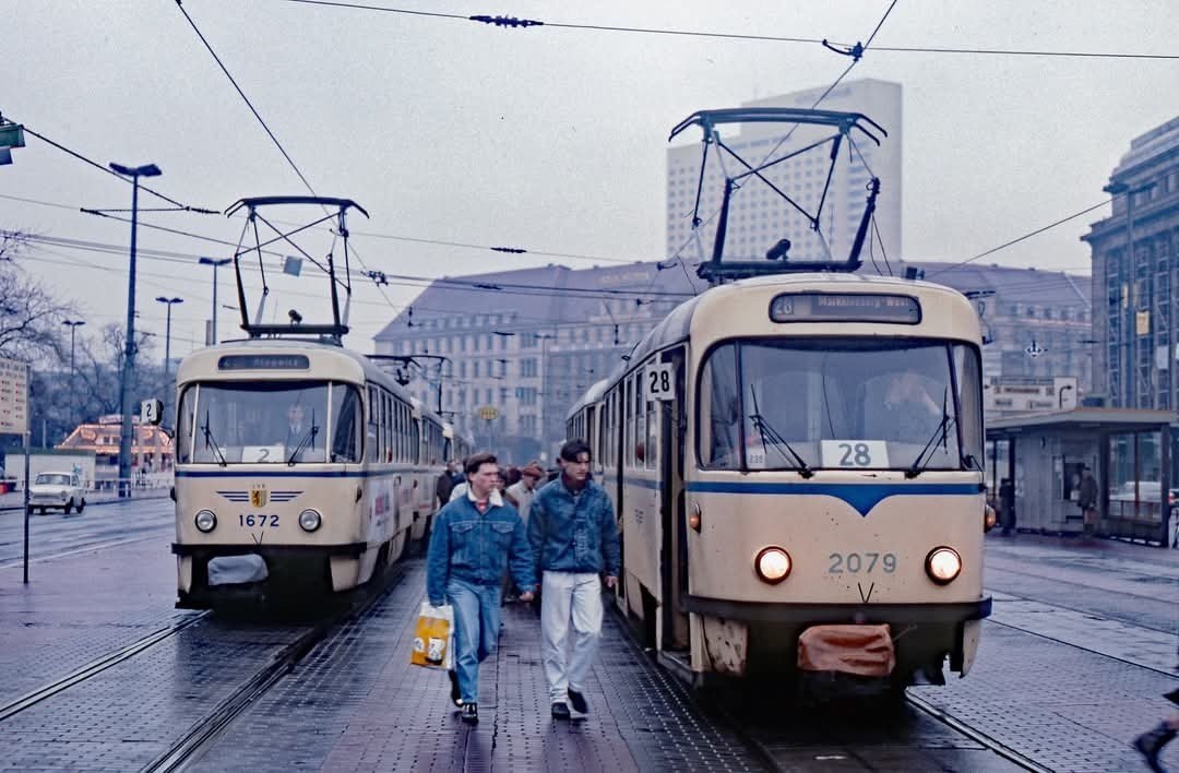 , 1992 ,   4   