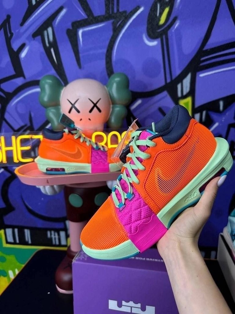     WB?  .  GHETTO SHOP     ...