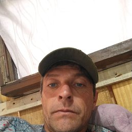 Claudio, 43, 