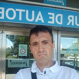 Victor, 32, 