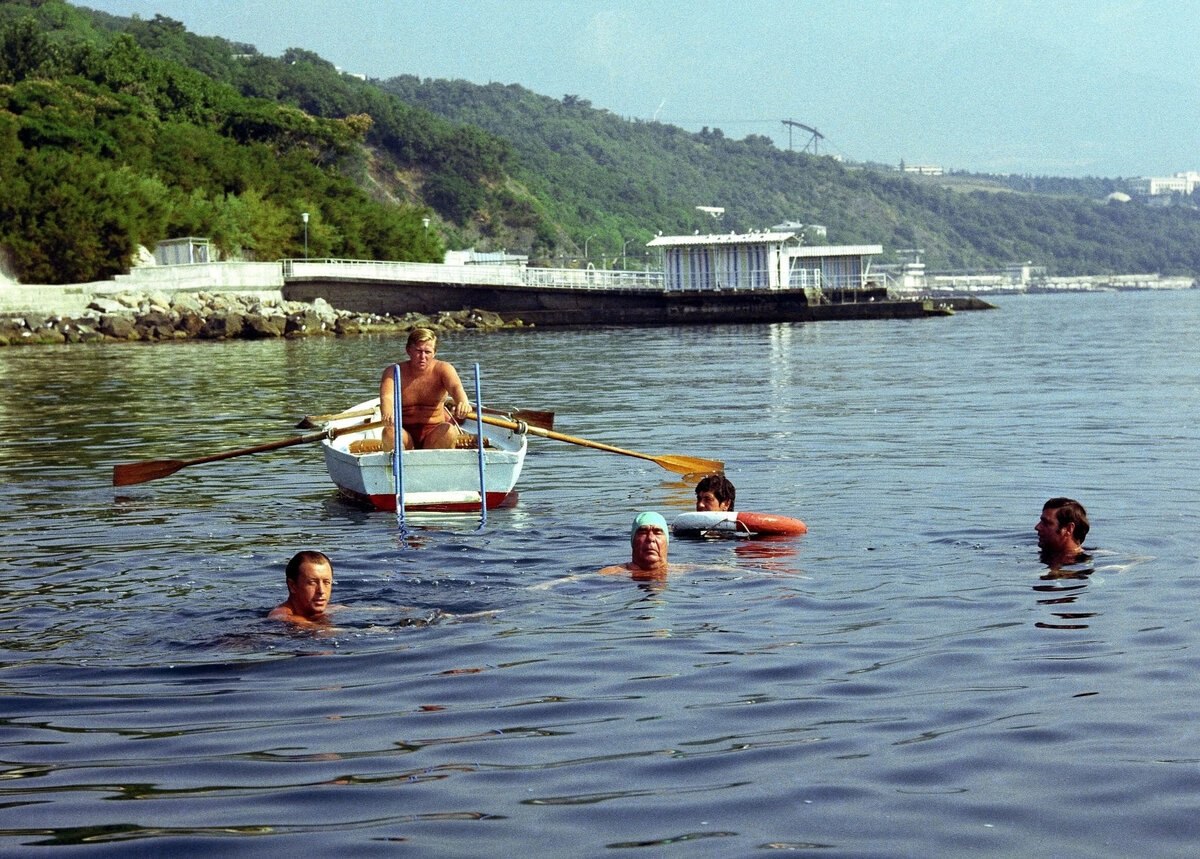     .   , , 1976 .