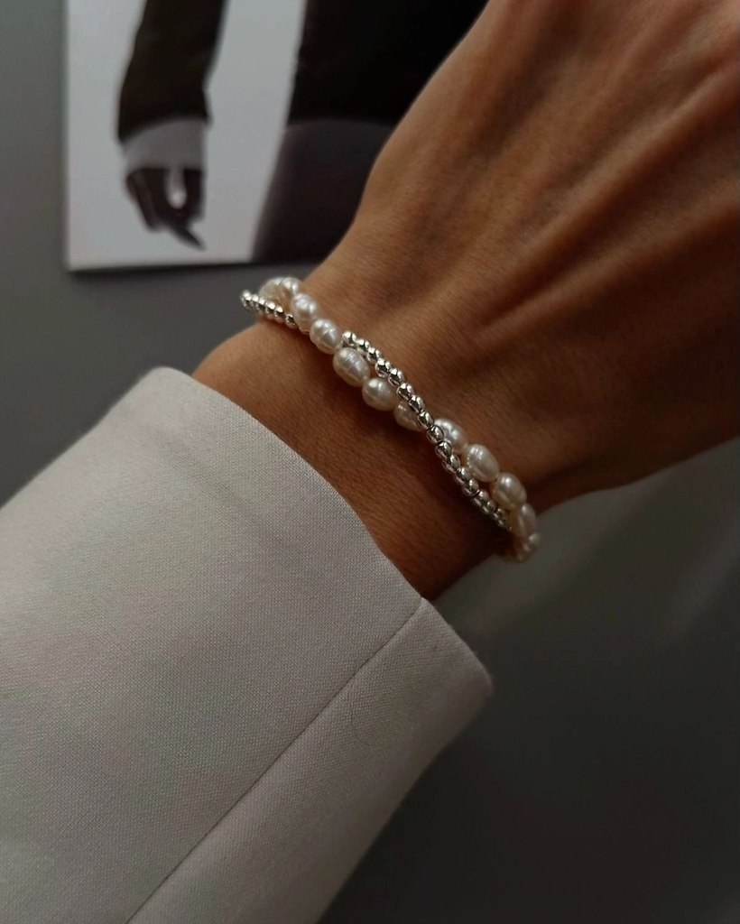Жемчужные браслеты — классика, которая никогда не выходит из моды. В сочетании с металлическими ... - 5
