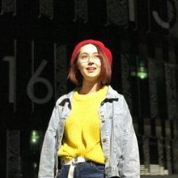 Yana, 29, 
