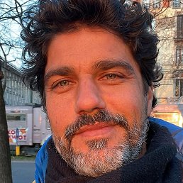 Antonio William, ������, 56 ���