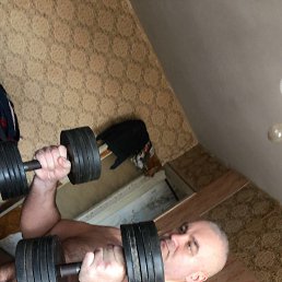 �������, 53 ����, ������-�������