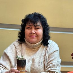 nadiya qasanova, 66, 