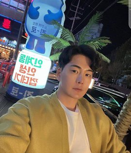 Seong Jung, 32 , -