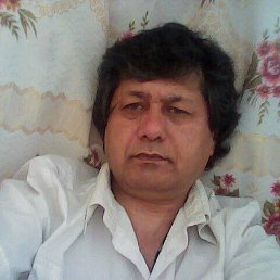 Maks, 63, 