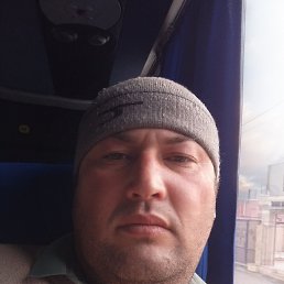 Shoxrux Berdinazorov, 19,  