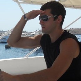 Vlad, 37, 