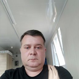  , , 51  -  4  2025