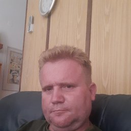 Aleksandr, 45, -