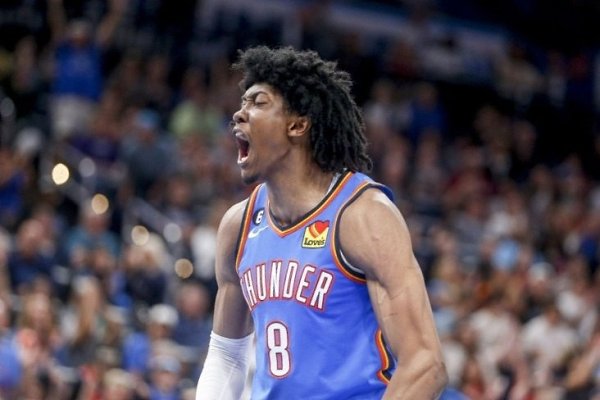 Показатели Джейлена Уильямса в первом раунде play-off 2025 года: 23.3 PPG 5.3 APG 5.3 RPG 2.0 RPG