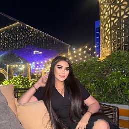 Kamila, 30, 