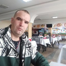 ������, ������, 33 ����