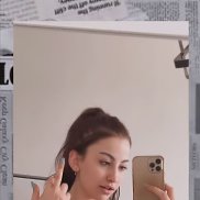 Anna, 35 , 