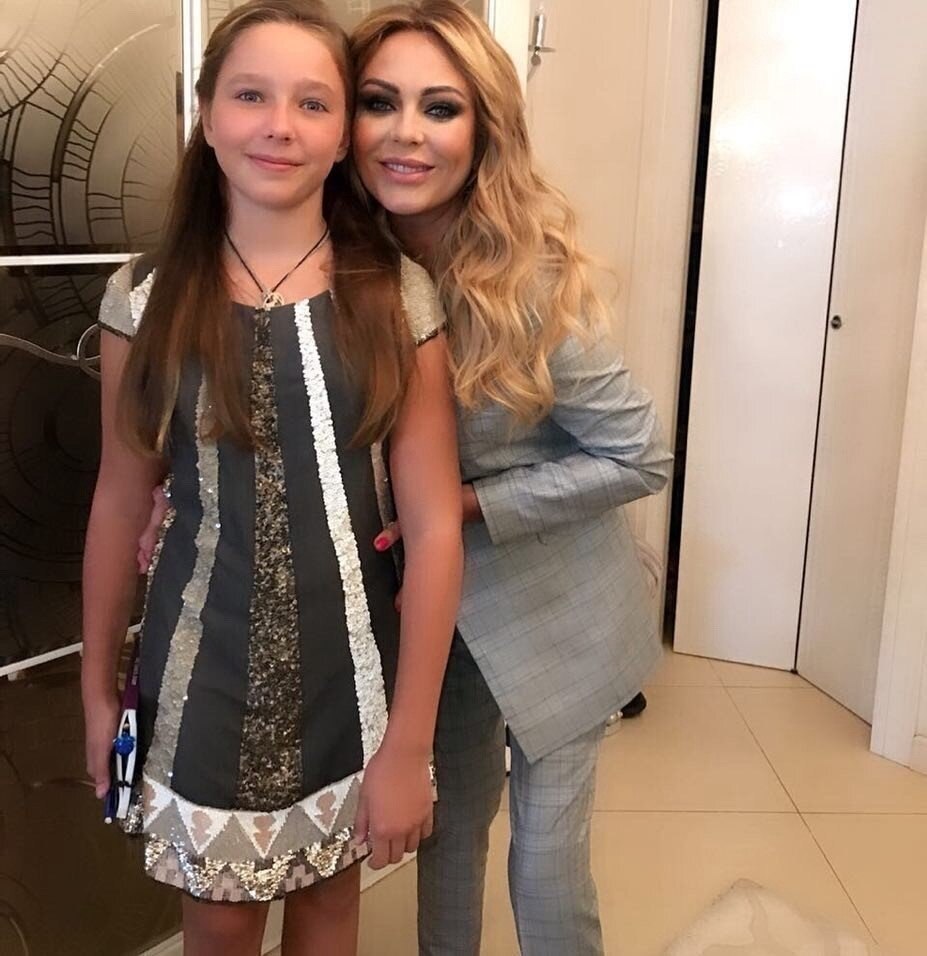   ,    ...      !  ,  ... - 4