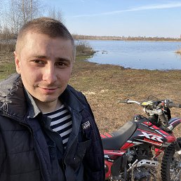 Stas, 28, 