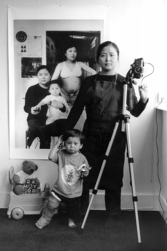 На протяжении 17 лет жительница Тайваня создаёт удивительную фотолетопись, запечатлевая себя и ... - 2