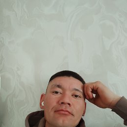 Dayren, 37, 
