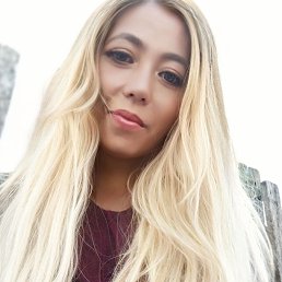 Oksana, 37 , 