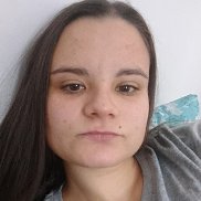 Vika, 22 , 