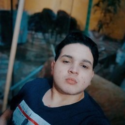 Jess333, 20, 