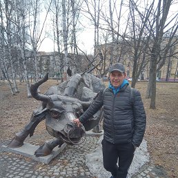 Maikl, , 41 