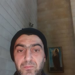 EDGAR, 40, 