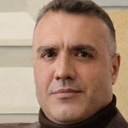 Isi, ��������, 52 ����