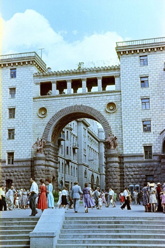     , 1960 .