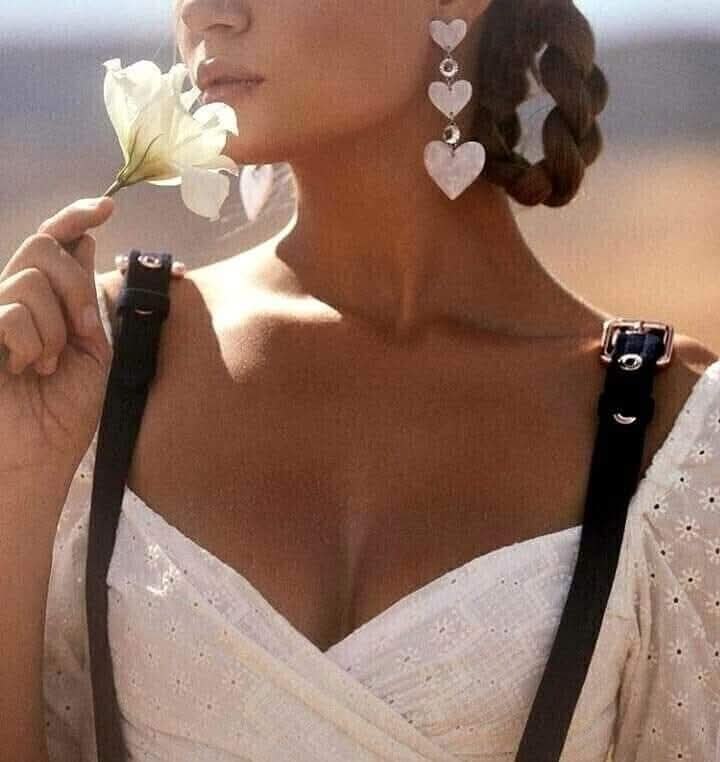   -    .    -   .  - .    ...