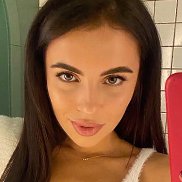 Zoya, 28 , 
