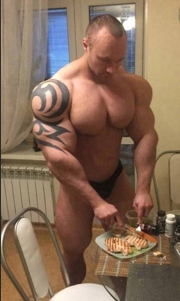 В Санкт-Петербурге скончался 34-летний атлет. Предварительная причина — остановка сердца. По словам ...