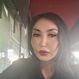 Dilya, 20, 