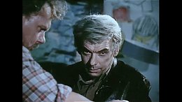 Поздняя встреча (1978)Фильм "Поздняя встреча" (1978) рассказывает историю двух людей, которые встретились спустя много лет после разрыва. Главные герои вспоминают прошлое, обсуждают свои текущие жиз...