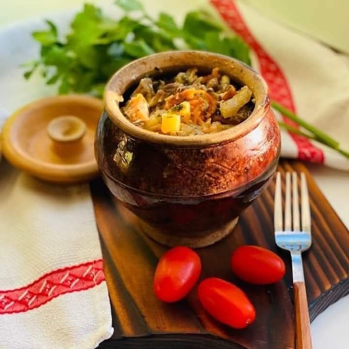 БАБУШКИНО ЖАРКОЕ.На углу Коблевской и Ольгиевской, куда меня вытащила возжаждавшая прогулки собака ...