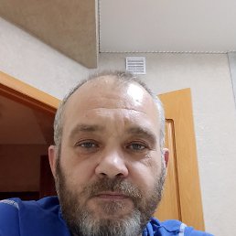 Valentin, 49 , 
