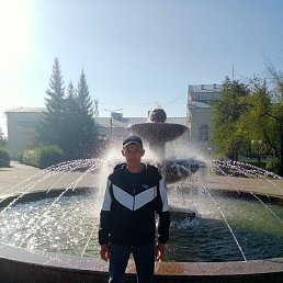 ˸, 32, 