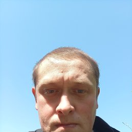 Lexa S, 33, 